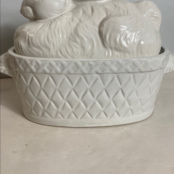 Vintage Rabbit Bunny Covered Soup Tureen White Ceramic Made in Japan - Picture 5 of 9